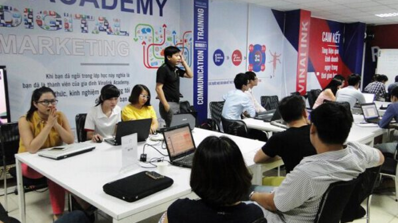 Top 5 Khóa Học Marketing tại An Phú